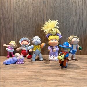 Vintage Cabbage Patch figures